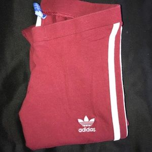 NWOT Adidas Trefoil Logo Leggings
